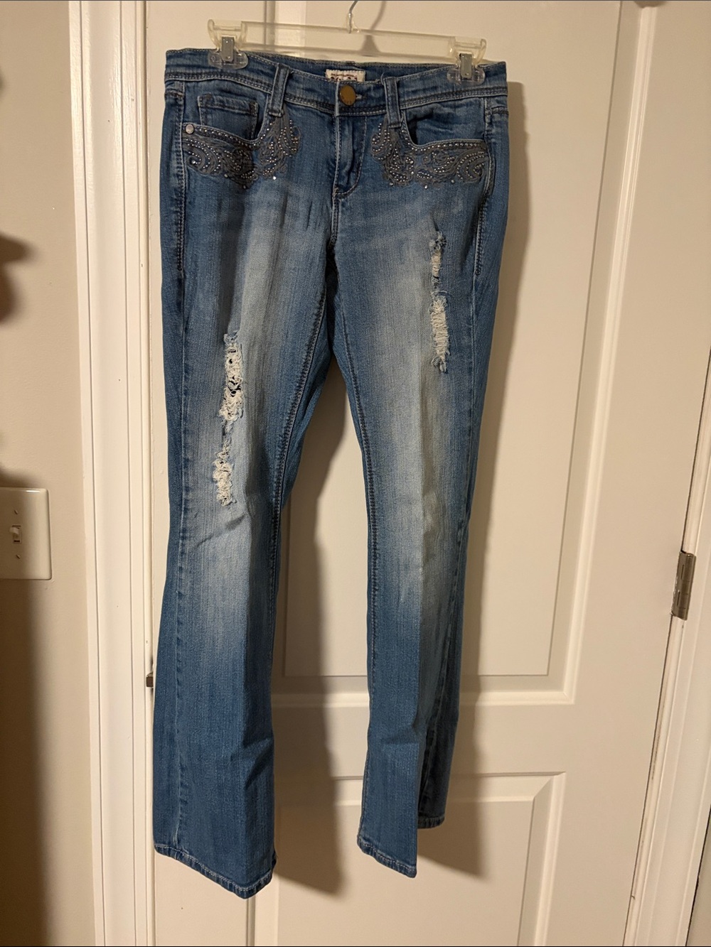 Slim Distressed Women's Jeans in Light Blue by Miss
